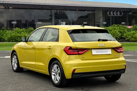 2 of 66 for Audi A1 Technik 25 TFSI 95 PS 5-speed