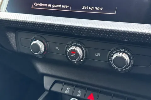 22 of 66 for Audi A1 Technik 25 TFSI 95 PS 5-speed