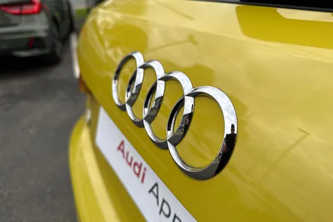 30 of 66 for Audi A1 Technik 25 TFSI 95 PS 5-speed