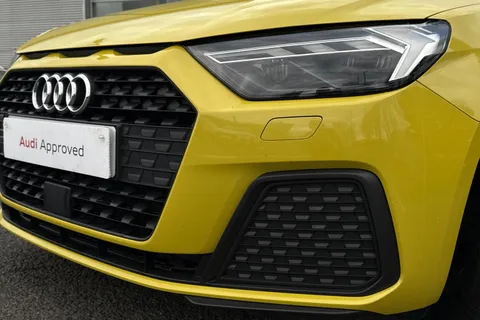 32 of 66 for Audi A1 Technik 25 TFSI 95 PS 5-speed