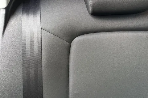 38 of 66 for Audi A1 Technik 25 TFSI 95 PS 5-speed