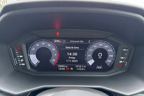 50 of 66 for Audi A1 Technik 25 TFSI 95 PS 5-speed