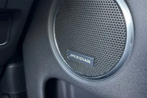 DW25EEX Land Rover Discovery Sport 2.0 D200 Dynamic SE 5dr Thumbnail #26