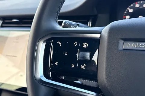 DW25EEX Land Rover Discovery Sport 2.0 D200 Dynamic SE 5dr Thumbnail #35