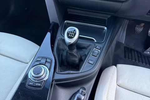 YB67VGE BMW 4 Series Gran Coupe 2.0 420d Sport Euro 6 (s/s) 5dr Thumbnail #24