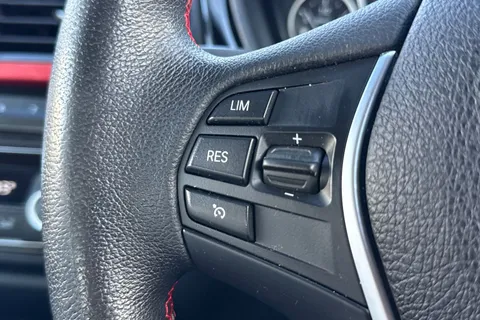 YB67VGE BMW 4 Series Gran Coupe 2.0 420d Sport Euro 6 (s/s) 5dr Thumbnail #45