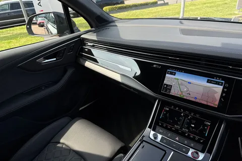  Audi SQ7 4.0 TFSI V8 Vorsprung Tiptronic quattro Euro 6 (s/s) 5dr Thumbnail #20