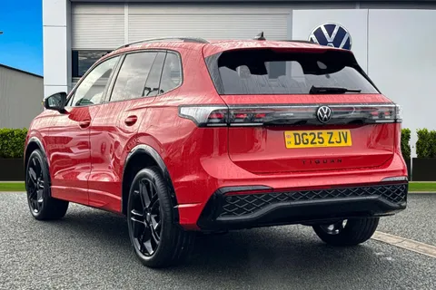 DG25ZJV Volkswagen Tiguan 1.5 eTSI 150 R-Line DSG⭐ Sunroof, Black Pack,  Driver assistance package⭐ Thumbnail #3