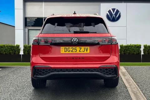 DG25ZJV Volkswagen Tiguan 1.5 eTSI 150 R-Line DSG⭐ Sunroof, Black Pack,  Driver assistance package⭐ Thumbnail #5