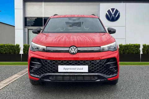 DG25ZJV Volkswagen Tiguan 1.5 eTSI 150 R-Line DSG⭐ Sunroof, Black Pack,  Driver assistance package⭐ Thumbnail #7