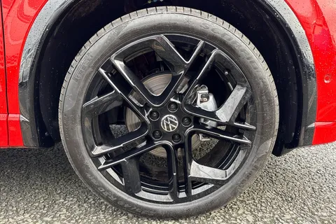 DG25ZJV Volkswagen Tiguan 1.5 eTSI 150 R-Line DSG⭐ Sunroof, Black Pack,  Driver assistance package⭐ Thumbnail #8