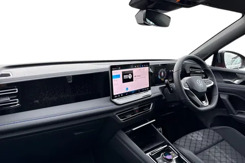 DG25ZJV Volkswagen Tiguan 1.5 eTSI 150 R-Line DSG⭐ Sunroof, Black Pack,  Driver assistance package⭐ Thumbnail #10