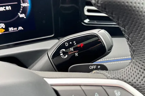 DG25ZJV Volkswagen Tiguan 1.5 eTSI 150 R-Line DSG⭐ Sunroof, Black Pack,  Driver assistance package⭐ Thumbnail #21