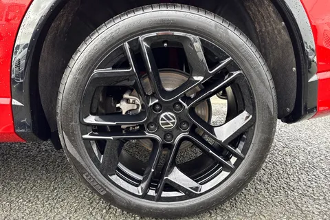 DG25ZJV Volkswagen Tiguan 1.5 eTSI 150 R-Line DSG⭐ Sunroof, Black Pack,  Driver assistance package⭐ Thumbnail #23