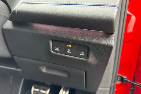 DG25ZJV Volkswagen Tiguan 1.5 eTSI 150 R-Line DSG⭐ Sunroof, Black Pack,  Driver assistance package⭐ Thumbnail #40