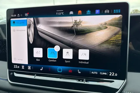 DG25ZJV Volkswagen Tiguan 1.5 eTSI 150 R-Line DSG⭐ Sunroof, Black Pack,  Driver assistance package⭐ Thumbnail #52