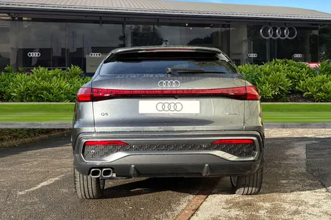  Audi Q5 2.0 TDI S line Sportback S Tronic quattro Euro 6 (s/s) 5dr Thumbnail #5