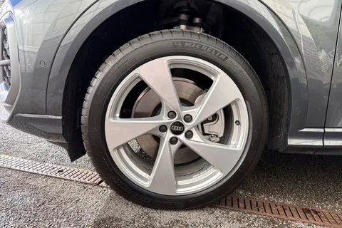  Audi Q5 2.0 TDI S line Sportback S Tronic quattro Euro 6 (s/s) 5dr Thumbnail #22