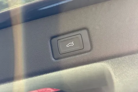  Audi Q5 2.0 TDI S line Sportback S Tronic quattro Euro 6 (s/s) 5dr Thumbnail #25