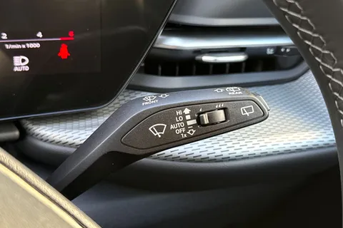  Audi Q5 2.0 TDI S line Sportback S Tronic quattro Euro 6 (s/s) 5dr Thumbnail #30