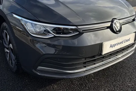 9 of 45 for VOLKSWAGEN GOLF 1.0 TSI Active 5dr