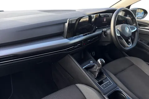 15 of 45 for VOLKSWAGEN GOLF 1.0 TSI Active 5dr