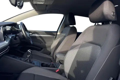 16 of 45 for VOLKSWAGEN GOLF 1.0 TSI Active 5dr