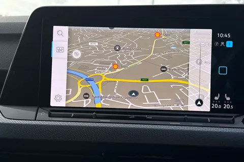 17 of 45 for VOLKSWAGEN GOLF 1.0 TSI Active 5dr