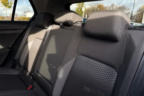 19 of 45 for VOLKSWAGEN GOLF 1.0 TSI Active 5dr