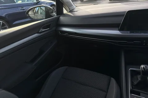 20 of 45 for VOLKSWAGEN GOLF 1.0 TSI Active 5dr