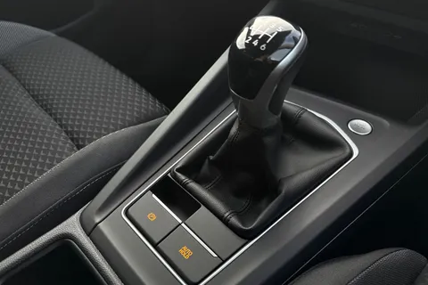 36 of 45 for VOLKSWAGEN GOLF 1.0 TSI Active 5dr