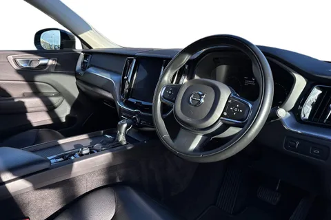 LP69VUB Volvo Xc60 2.0 T4 Edition Auto Euro 6 (s/s) 5dr Thumbnail #15