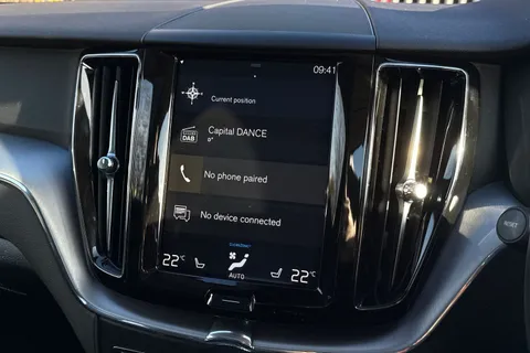 LP69VUB Volvo Xc60 2.0 T4 Edition Auto Euro 6 (s/s) 5dr Thumbnail #18