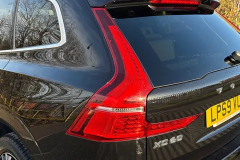 LP69VUB Volvo Xc60 2.0 T4 Edition Auto Euro 6 (s/s) 5dr Thumbnail #37