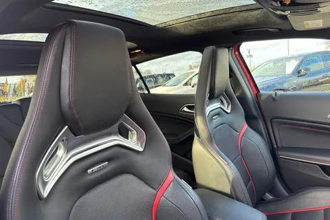 HJ15KKO Mercedes-Benz Gla 2.0 GLA45 AMG SpdS DCT 4MATIC Euro 6 (s/s) 5dr Thumbnail #25