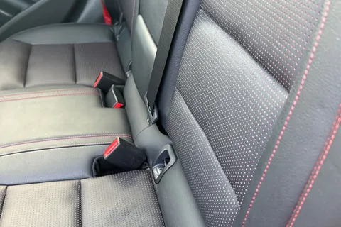 HJ15KKO Mercedes-Benz Gla 2.0 GLA45 AMG SpdS DCT 4MATIC Euro 6 (s/s) 5dr Thumbnail #35