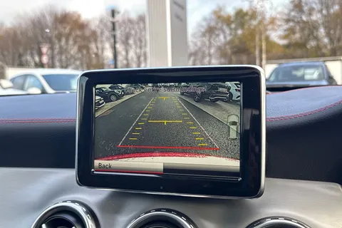 HJ15KKO Mercedes-Benz Gla 2.0 GLA45 AMG SpdS DCT 4MATIC Euro 6 (s/s) 5dr Thumbnail #40