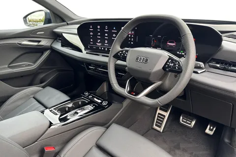  Audi Q6 E-Tron 100kWh Performance S line Auto 5dr Thumbnail #14