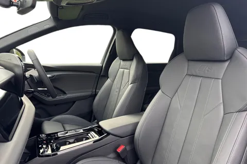  Audi Q6 E-Tron 100kWh Performance S line Auto 5dr Thumbnail #16