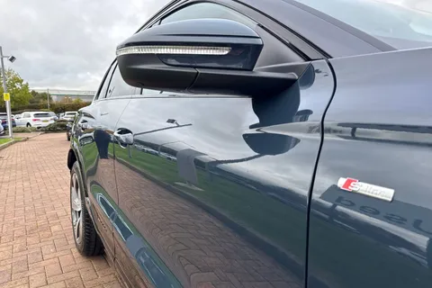  Audi Q6 E-Tron 100kWh Performance S line Auto 5dr Thumbnail #27