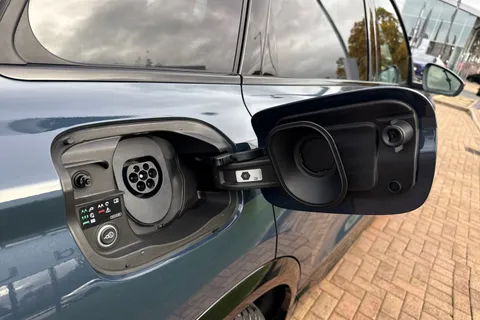  Audi Q6 E-Tron 100kWh Performance S line Auto 5dr Thumbnail #43