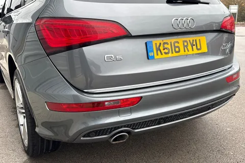 7 of 61 for Audi Q5 2.0 TDI S line Plus quattro Euro 6 (s/s) 5dr