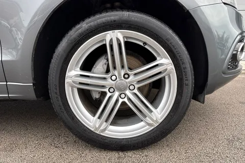 10 of 61 for Audi Q5 2.0 TDI S line Plus quattro Euro 6 (s/s) 5dr