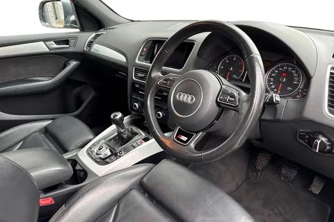 13 of 61 for Audi Q5 2.0 TDI S line Plus quattro Euro 6 (s/s) 5dr