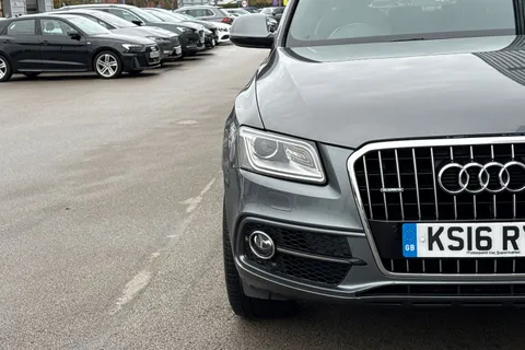 24 of 61 for Audi Q5 2.0 TDI S line Plus quattro Euro 6 (s/s) 5dr