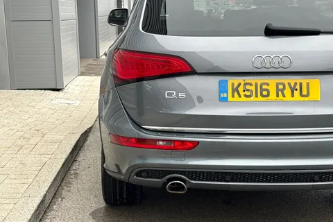 26 of 61 for Audi Q5 2.0 TDI S line Plus quattro Euro 6 (s/s) 5dr