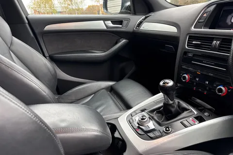 58 of 61 for Audi Q5 2.0 TDI S line Plus quattro Euro 6 (s/s) 5dr