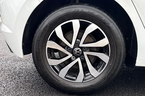 NU71SFE Volkswagen Polo 1.0 TSI 95 Active 5dr Thumbnail #7