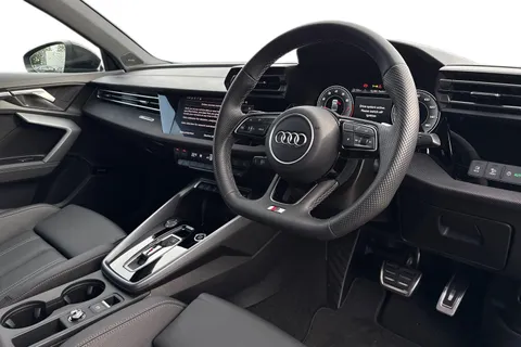 PN25JBU Audi A3 Black Edition 35 TFSI  150 PS S tronic Thumbnail #8