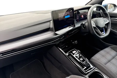 KR25MPZ Volkswagen Golf 1.5 TSI 272 GTE eHybrid 5dr DSG **PAN ROOF** Thumbnail #9